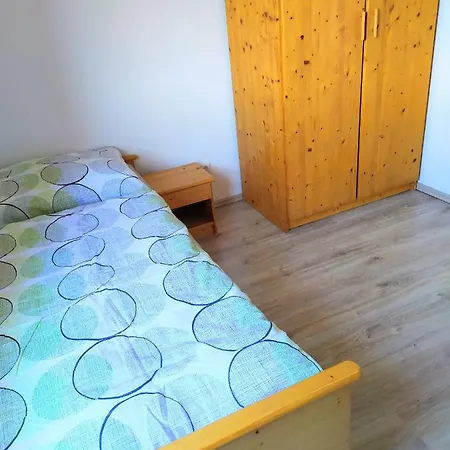Ferienwohnung Апартаменты *