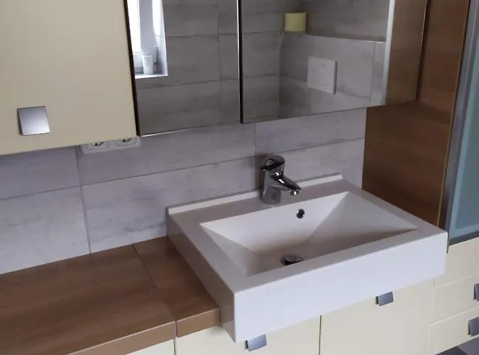 Appartement Ferienwohnung *